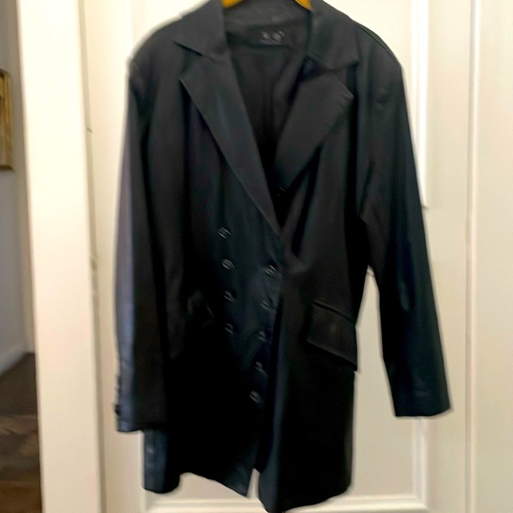 7/8 faux leather blazer